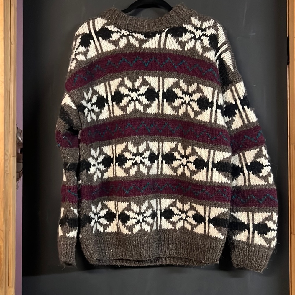 Vintage 80’s authentic wool sweater